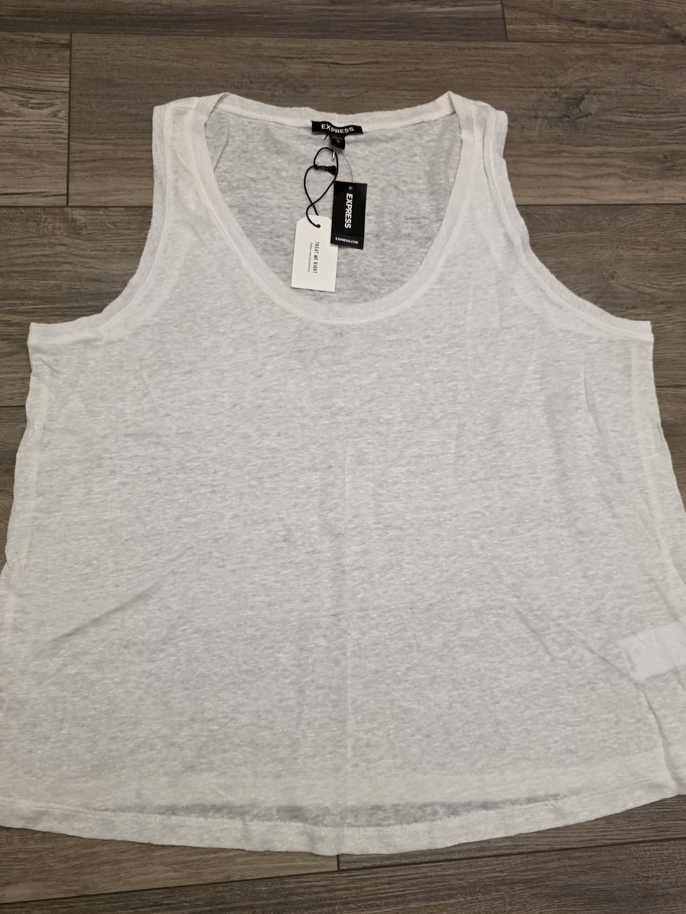 Express Women’s White Sleeveless Tank Top